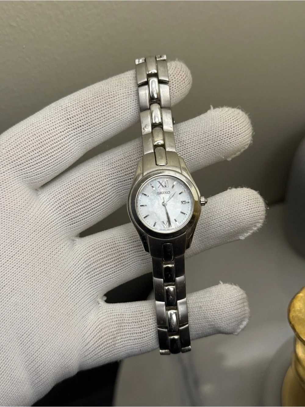 Seiko elegant wristwatch